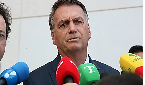 Bolsonaro escreveu documento que planejava golpe de estado e morte de Lula, diz PF